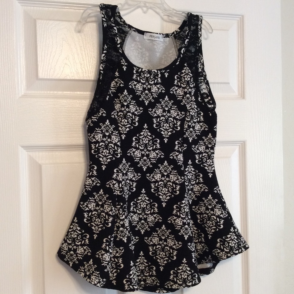 Persaya French damask print lace black & white sleeveless Junior’s M tank top